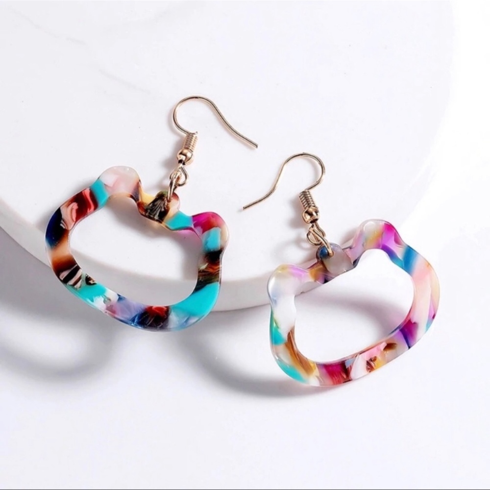 Cat😻 Earrings - Picture 5 of 6